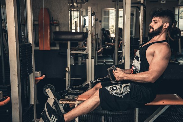 Musculation : Dois-je acheter ou louer mon matériel ?